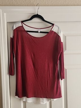 Charming Charlie Maroon and White Scoop Neck Long Sleeve Top